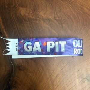 VIP TICKET WRIST BAND!